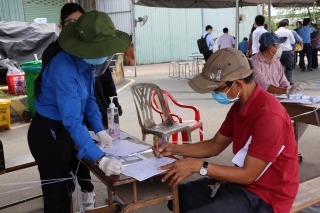 Bộ Y tế điều chỉnh thời gian cách ly y tế tại nhà và xét nghiệm đối với người từ TP. Hồ Chí Minh về địa phương