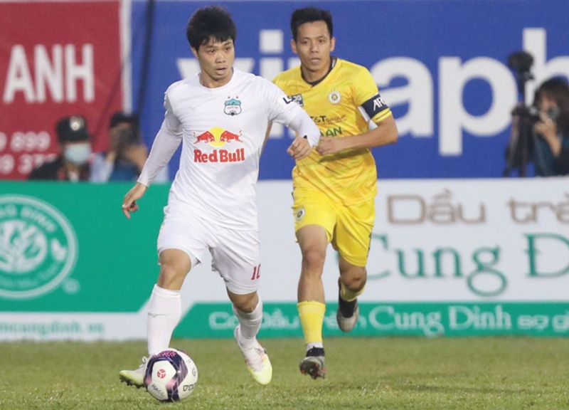 V-League tiến thoái lưỡng nan