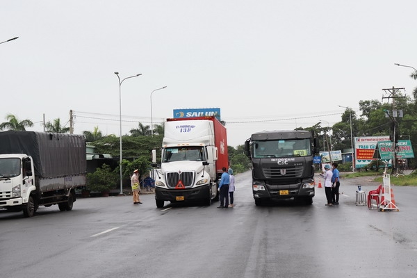 Nỗ lực bảo đảm hàng hoá lưu thông an toàn trong mùa dịch