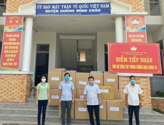 Huyện Dương Minh Châu: Các tổ chức, cá nhân ủng hộ vật tư, nhu yếu phẩm cho công tác phòng, chống dịch Covid-19