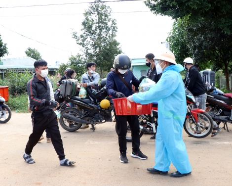 Chính phủ chia sẻ, thấu hiểu và kịp thời hỗ trợ nhân dân trong thời khắc khó khăn nhất để chống dịch