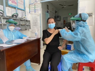 Châu Thành: Tổ chức tiêm vaccine ngừa Covid-19