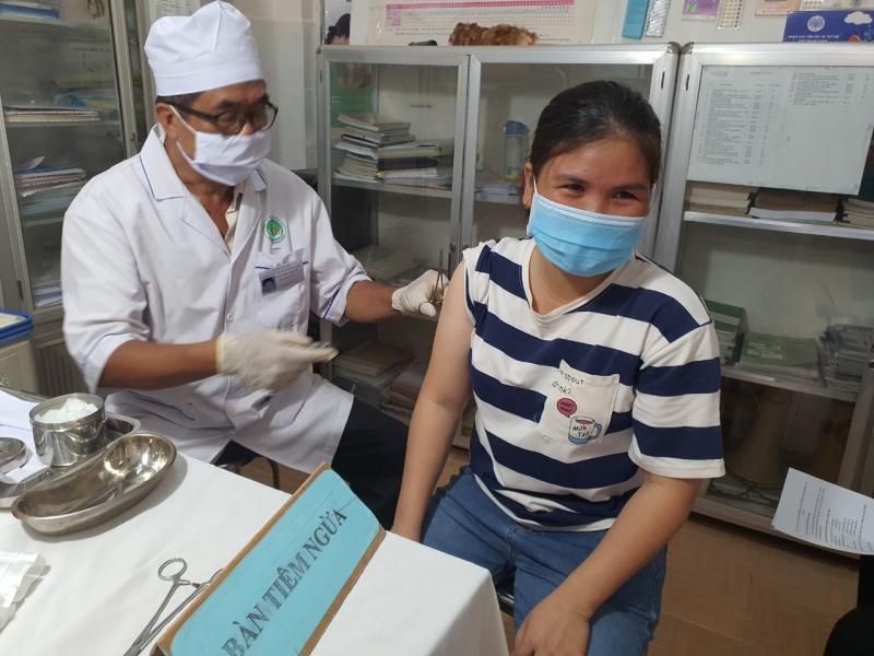 Không có chuyện phải nộp phí khi tiêm vaccine phòng Covid-19