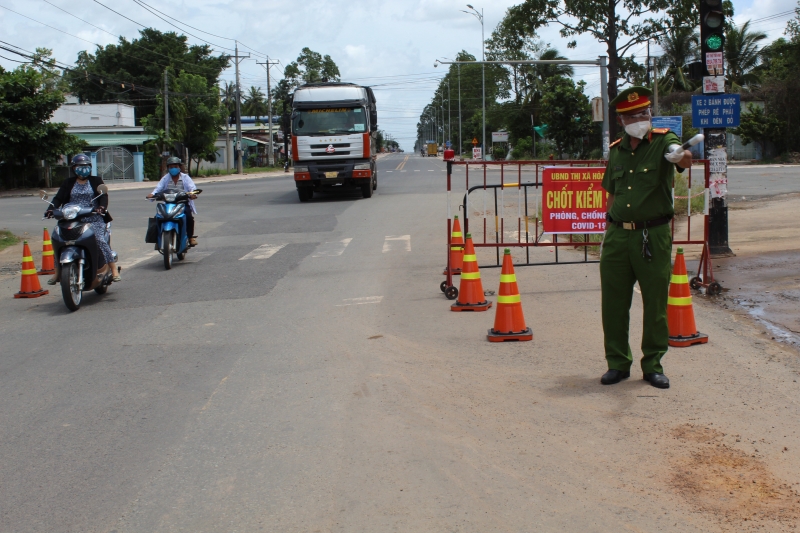 Thị xã Hòa Thành: Công khai số điện thoại tiếp nhận thông tin phản ánh về tình hình phòng, chống dịch Covid-19