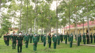 Ban CHQS huyện Gò Dầu: Tiếp nhận 105 chiến sĩ tăng cường về địa phương phòng chống dịch