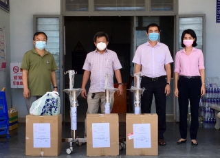 Trung tâm Y tế Dương Minh Châu tiếp nhận 3 máy oxy dòng cao