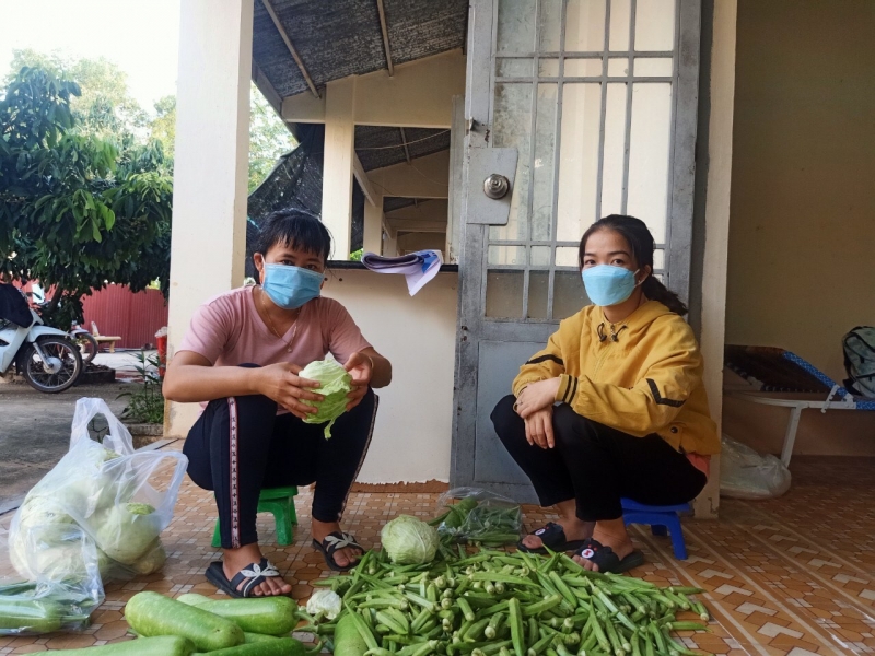 Chia sẻ yêu thương