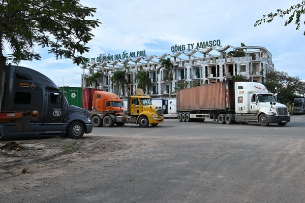 Bài 2: Chậm “chuyển mình”