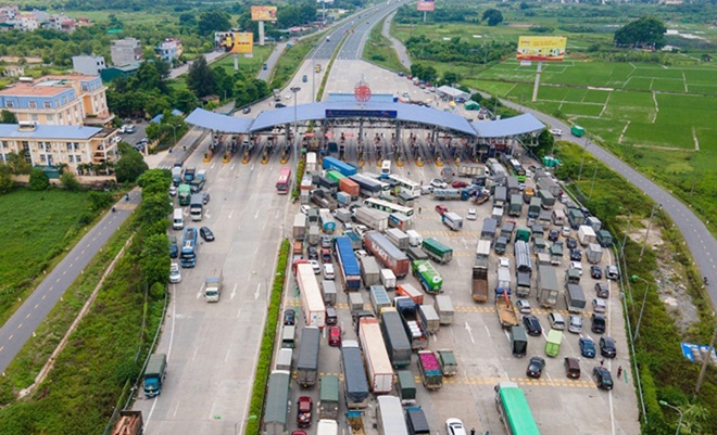 Loại bỏ giấy phép con để có sức chống 'giặc' dịch lâu dài