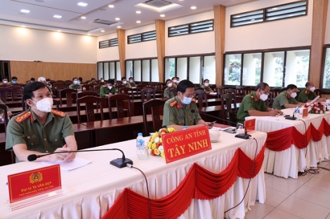 Công an Tây Ninh: Hội nghị trực tuyến công tác Công an 8 tháng năm 2021