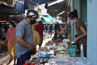 Huyện Dương Minh Châu: Tiếp tục thực hiện nghiêm công tác phòng chống dịch tại các chợ dân sinh