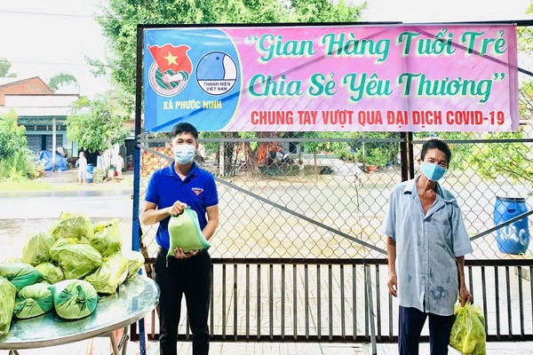 Đảng viên nơi tuyến đầu chống dịch