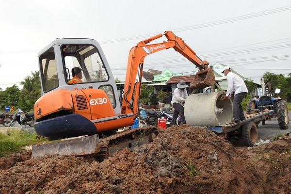 Cánh đồng Bàu Thâm Vô đã có đường tiêu thoát nước