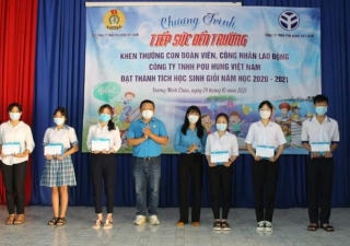Công đoàn cơ sở Công ty TNHH Pou Hung Việt Nam: Trao 1.317 suất quà cho con công nhân