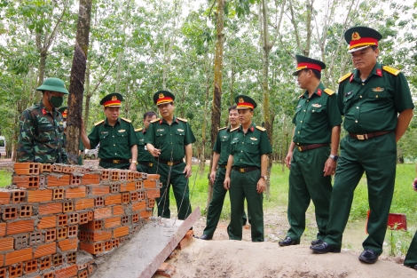 Bộ Quốc phòng kiểm tra tại Sư đoàn 5