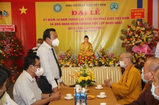 Lãnh đạo tỉnh tổ chức thăm và chúc mừng Giáo hội Phật giáo Việt Nam tỉnh