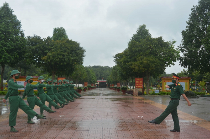 Hoàn thành tốt nhiệm vụ quân sự - quốc phòng và phòng, chống dịch Covid-19