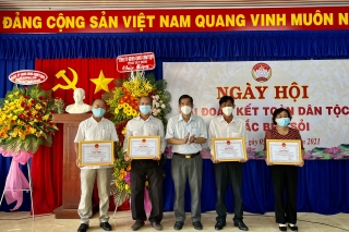 Châu Thành: Tổ chức Ngày hội Đại đội kết toàn dân tộc tại xã Thành Long