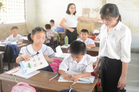 Sự thật câu chuyện “Cờ Trung Quốc trong sách giáo khoa lớp 1”