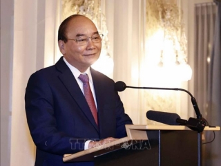 Chủ tịch nước gặp gỡ cộng đồng người Việt tại Thụy Sỹ