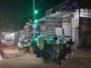 Thị xã Hòa Thành: Giao trách nhiệm thu phí sử dụng dịch vụ thu gom, vận chuyển rác thải sinh hoạt cho UBND cấp xã