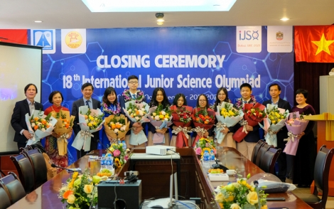 Học sinh Hà Nội giành 4 Huy chương vàng Olympic khoa học trẻ quốc tế
