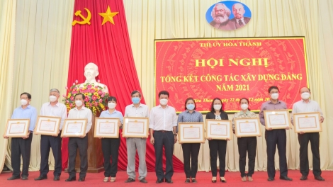 Năm 2021: Đảng bộ thị xã Hòa Thành kỷ luật 17 đảng viên