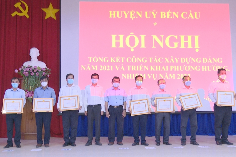 Bến Cầu tổng kết công tác xây dựng Đảng năm 2021