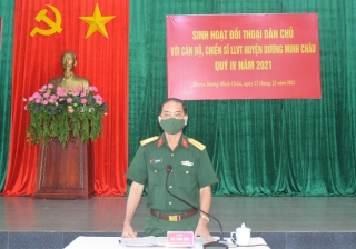 Đối thoại dân chủ với cán bộ, chiến sĩ LLVT huyện Dương Minh Châu
