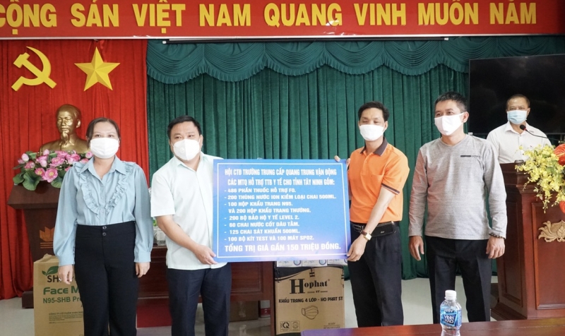 Ban Tuyên giáo Tỉnh uỷ: Tiếp nhận vật tư y tế, thuốc điều trị Covid-19