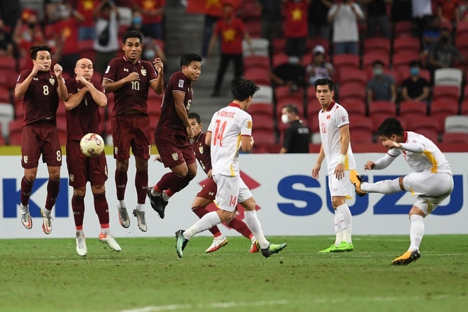 Quang Hải vào đội hình tiêu biểu AFF Cup 2020 của báo Thái Lan