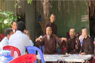 NÓNG: Khởi tố 4 bị can, bắt giam 3 đối tượng tại "Tịnh thất Bồng Lai"