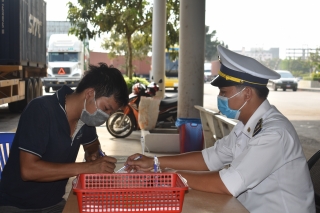 Việt Kiều nhập cảnh qua cửa  khẩu Mộc Bài tăng cao