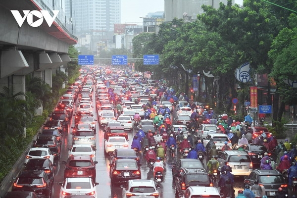 Chuyên gia: Cần hạn chế đi lại trong dịp Tết để giảm số ca mắc Covid-19