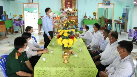 Bí thư Huyện ủy Gò Dầu Huỳnh Thanh Phương: Thăm, chúc tết các cơ sở tôn giáo trên địa bàn huyện