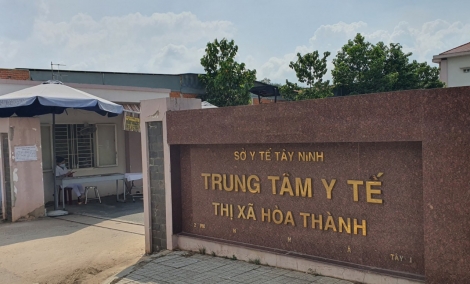 Thông tin tiếp về việc xét xử vụ án tham ô tài sản và lợi dụng chức vụ, quyền hạn tại Trung tâm Y tế thị xã Hoà Thành