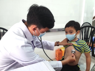 1.000 trẻ em Tây Ninh được khám sàng lọc bệnh tim miễn phí