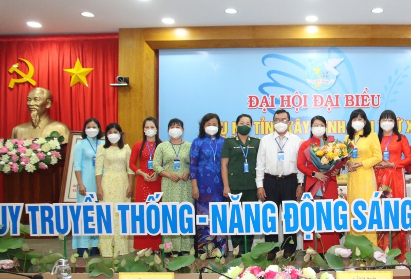 15 đại biểu tham dự Đại hội đại biểu phụ nữ toàn quốc lần thứ XIII