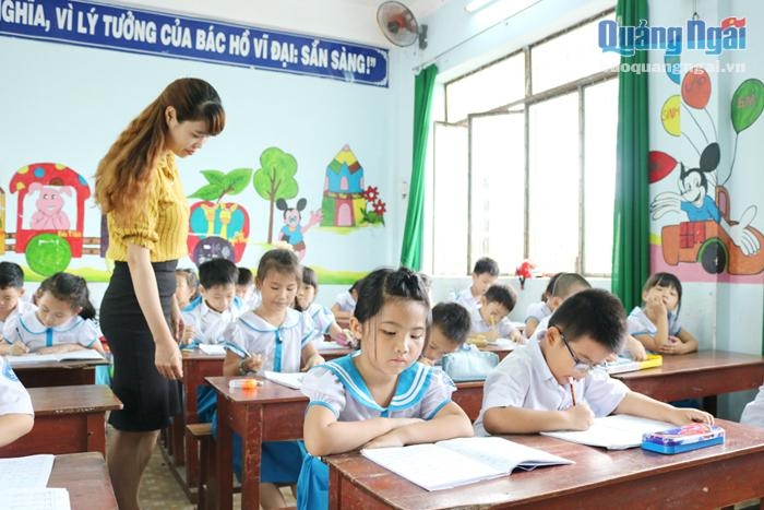 Có nên tổ chức hội giảng vòng huyện ?