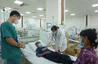 Bệnh viện Đa khoa Hồng Hưng: Miễn phí chạy thận cho 2 bệnh nhân