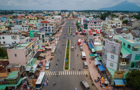 Công nhận thị xã Hoà Thành hoàn thành nhiệm vụ xây dựng nông thôn mới năm 2020