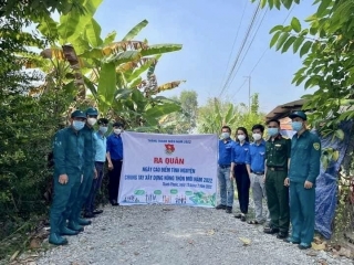 Gò Dầu: ĐVTN thực hiện “Ngày cao điểm tình nguyện chung tay xây dựng nông thôn mới năm 2022”