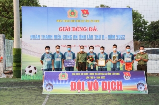 Bế mạc Giải bóng đá Đoàn Thanh niên Công an tỉnh lần 2 năm 2022