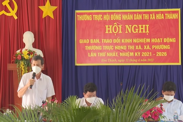 Hòa Thành: Giao ban Thường trực HĐND thị xã và các xã, phường