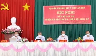 Đoàn ĐBQH tỉnh Tây Ninh tiếp xúc cử tri các sở, ngành tỉnh