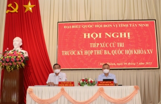 Đại biểu Quốc hội tỉnh Tây Ninh tiếp xúc cử tri thị xã Hòa Thành