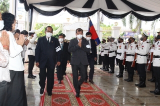 Viếng tang lễ ngài Hun Neng - nguyên Tỉnh trưởng Kampong Cham