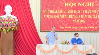 Đối thoại giữa lãnh đạo UBND thị xã Hoà Thành với thanh niên