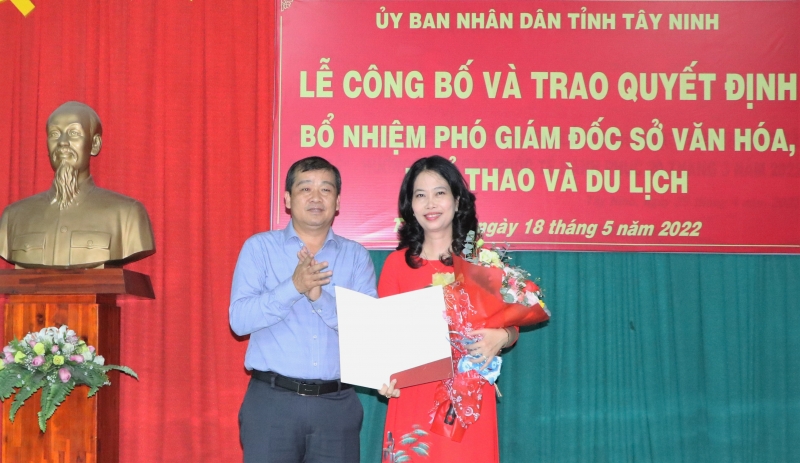 Phó Chủ tịch Thường trực UBND tỉnh: Trao Quyết định bổ nhiệm cán bộ