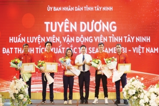 Khen thưởng HLV, VĐV Tây Ninh đạt thành tích tại SEA Games 31